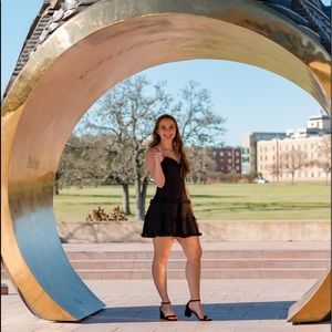 Meet your Posher, Kelsey